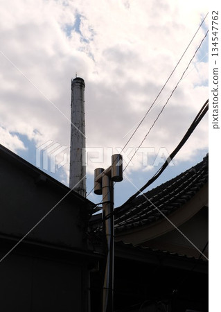 公共浴室的煙囪 公共浴室的煙囪 134547762