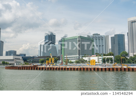Singapore cityscape 134548294