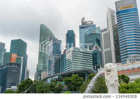 Singapore cityscape 134548309