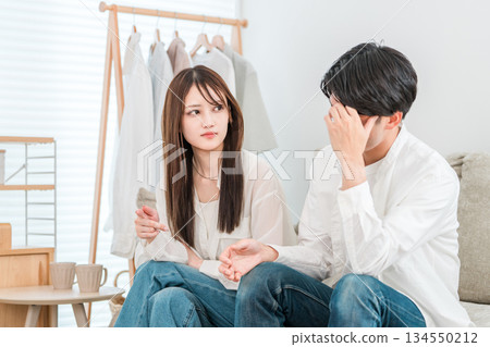Men and women fighting (couple quarrel, fight, anger, argument, irritation, dissatisfaction, stress) Men and women fighting (couple quarrel, fight, anger, argument, irritation, dissatisfaction, stress) 134550212