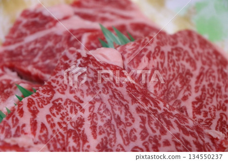 Marbled beef, beef, marbling, supermarket, butcher, steak, special occasion, celebration, yakiniku, solo yakiniku 134550237