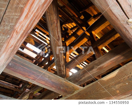 The structural beauty of Japanese architecture created by timber framework The structural beauty of Japanese architecture created by timber framework 134550950