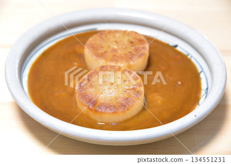 Whole radish soup curry Whole radish soup curry 134551231