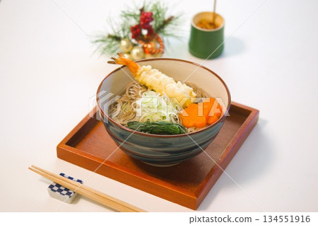 Toshikoshi soba 134551916