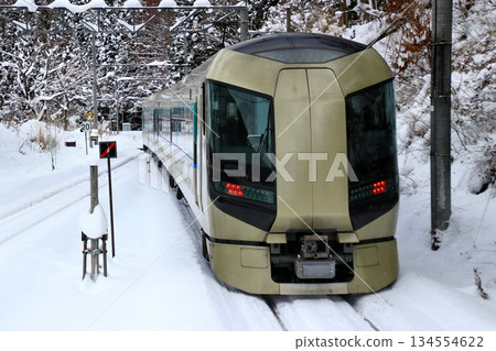 雪國，南會津... 走在冰凍的鐵路上 [特快自由] 500 系列 134554622