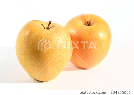 蘋果（中間閃閃發光） 134555095