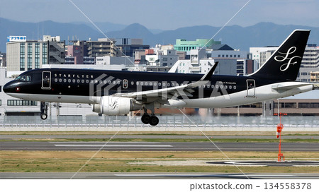 Starfliers A320 福岡機場進場 Starfliers A320 福岡機場進場 134558378