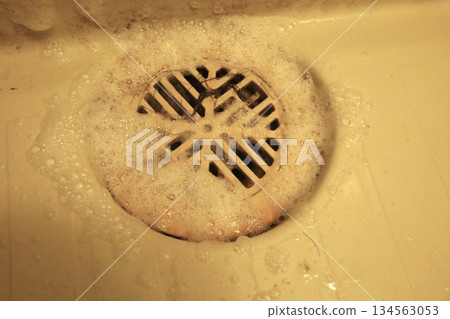 Cleaning limescale from unit baths Cleaning limescale from unit baths 134563053