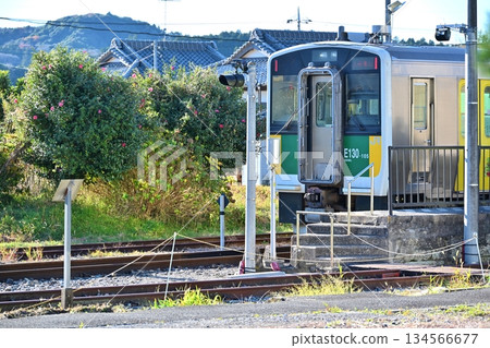 Kururi Line train at Kazusa-Kameyama Station, Chiba 134566677