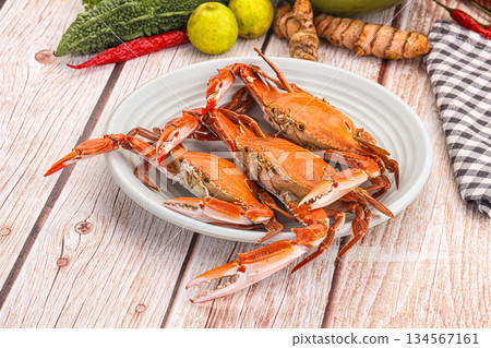 Hot fresh Boiled red crab 134567161