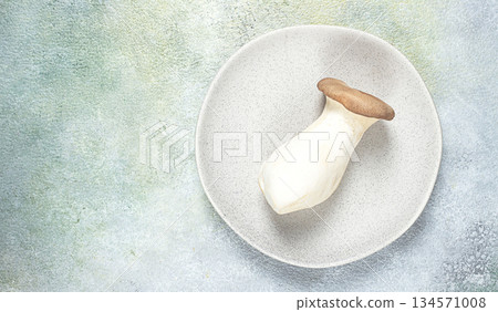 fresh eringi mushrooms, raw, royal oyster mushrooms, three pieces, Asian cuisine, no people fresh eringi mushrooms, raw, royal oyster mushrooms, three pieces, Asian cuisine, no people 134571008