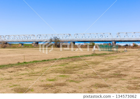 江戶川河岸地面，千葉縣流山市，2025年12月 134573062