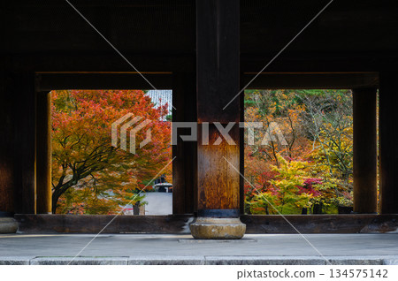 Sanmon Gate of Nanzenji Temple_3920 Sanmon Gate of Nanzenji Temple_3920 134575142