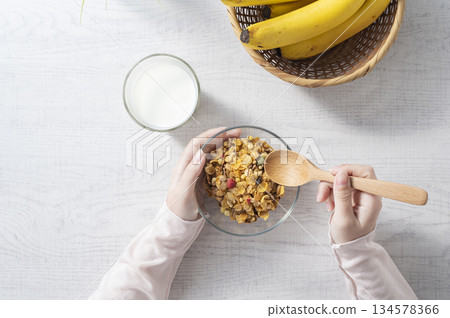 穀物早餐圖片 穀物早餐圖片 134578366