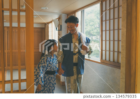Family Trip Photography cooperation: Ito Kowakien 134579335