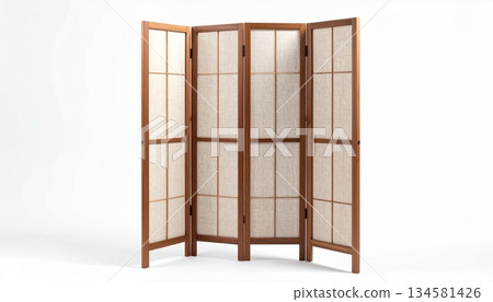 白色背景上的日本木製折疊隔間系列 134581426