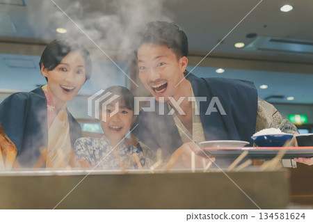 Family Trip Photography cooperation: Ito Kowakien 134581624
