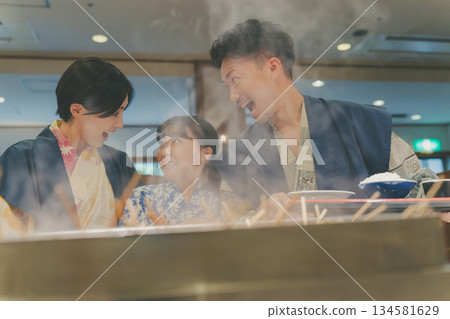 Family Trip Photography cooperation: Ito Kowakien 134581629