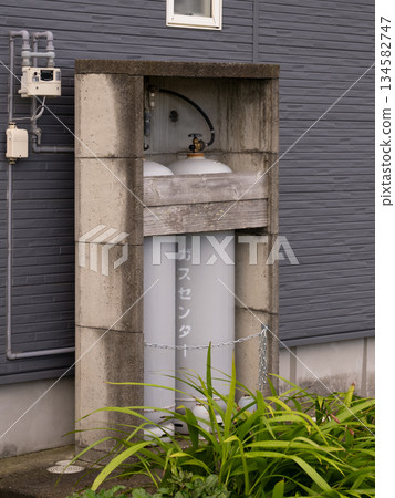 Propane gas snow removal, Niigata Prefecture Propane gas snow removal, Niigata Prefecture 134582747