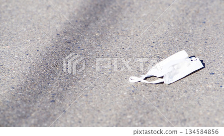 遺失的面具 遺失的面具 134584856