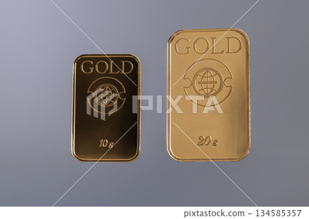 Gold Bar GOLD 134585357