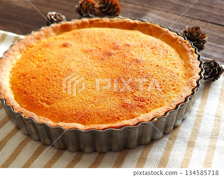 Baked tart, tart base, tart mold 134585718