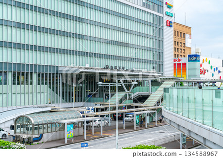 [Kanagawa Prefecture] The north exit of Shin-Yokohama Station, surrounded by many buildings 134588967