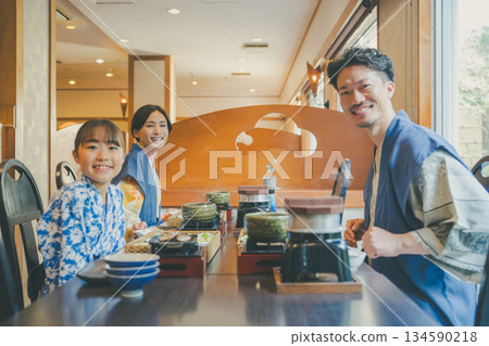 家庭旅行攝影合作:伊藤小湧園 家庭旅行攝影合作:伊藤小湧園 134590218