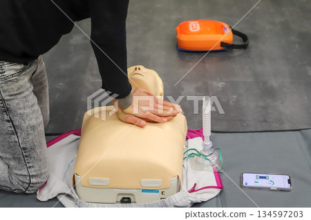 first aid course - company safety - cardiac massage - Basic Life Support 134597203