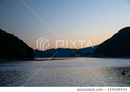 三重縣尾瀨市須賀町漁村風光 134599459