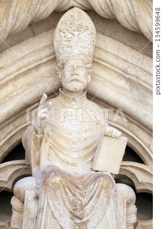 Statue of St. Mark the Evangelist on the St Mark s Church in the historic city Korcula at the island Korcula in Croatia 134599648