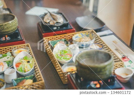 ryokan, japanese inn, food 134601172