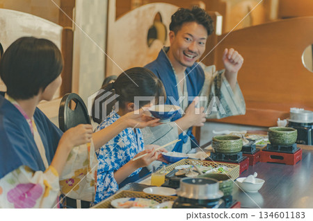 Family Trip Photography cooperation: Ito Kowakien 134601183