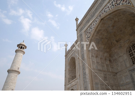 Taj Mahal (Crown of Palaces), an ivory-white marble mausoleum in Agra, Uttar Pradesh, India Taj Mahal (Crown of Palaces), an ivory-white marble mausoleum in Agra, Uttar Pradesh, India 134602951