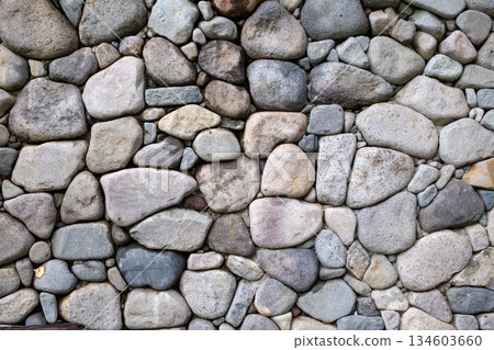 五顏六色的石牆 134603660