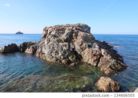 Shirasaki Beach / "100 Best Beaches of Japan" [Yura Town, Wakayama Prefecture] 134606505
