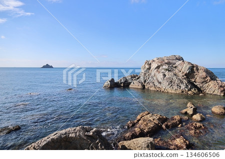 Shirasaki Beach / "100 Best Beaches of Japan" [Yura Town, Wakayama Prefecture] 134606506