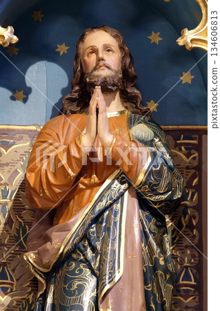 Saint James statue on the main altar in the church of Saint Matthew in Stitar, Croatia Saint James statue on the main altar in the church of Saint Matthew in Stitar, Croatia 134606813