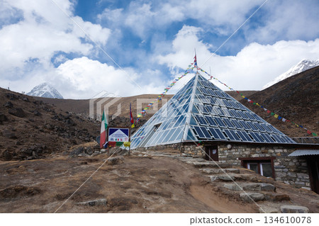 Pyramid research center, Everest base camp trekking, Lobuche area, Nepal 134610078