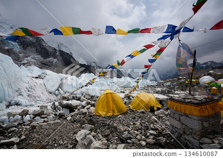 Everest south base camp view, Nepal Everest south base camp view, Nepal 134610087