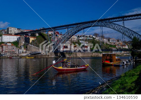 杜羅河、路易一世大橋、波爾圖風景 134610550