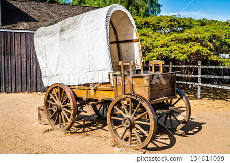 Antique wagon Antique wagon 134614099