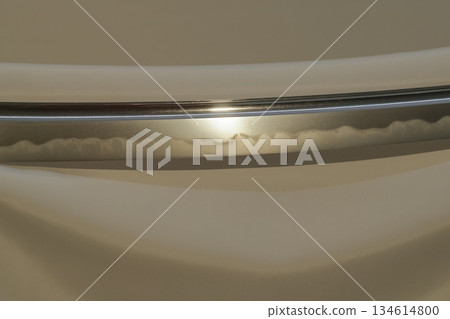 A Japanese sword that shines sharply A Japanese sword that shines sharply 134614800