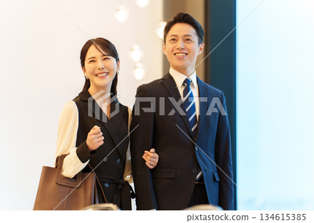 Couples, married couples, dates, escorts 134615385