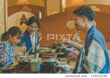 Family Trip Photography cooperation: Ito Kowakien Family Trip Photography cooperation: Ito Kowakien 134618296