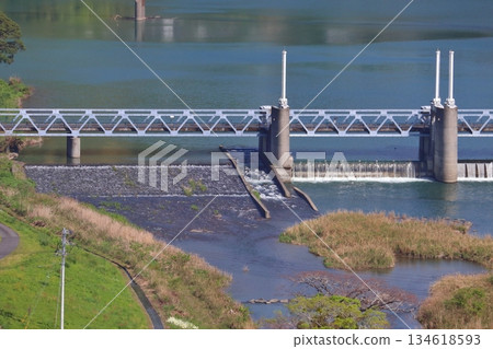 Fishway next to the weir (Matsuda River Kawado Weir) (Sukumo City, Kochi Prefecture) Fishway next to the weir (Matsuda River Kawado Weir) (Sukumo City, Kochi Prefecture) 134618593