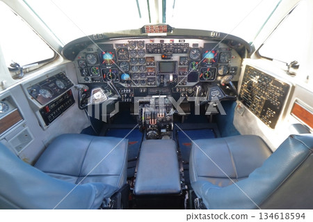飛機駕駛艙 飛機駕駛艙 134618594