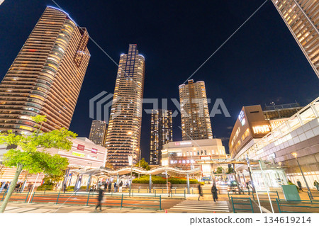 <Kanagawa Prefecture> Night view of Musashi-Kosugi Tower Apartments 134619214