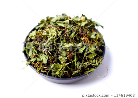 Dried gotu kola herb with leaves, stems, and roots Dried gotu kola herb with leaves, stems, and roots 134619408