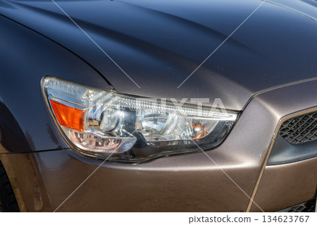 舊車的車燈 舊車的車燈 134623767